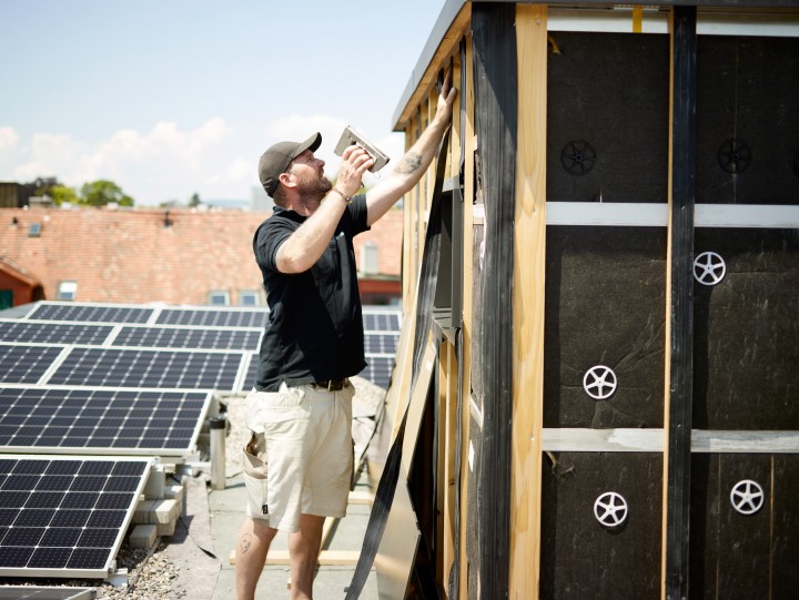 Fassadenbau Isolation CF020781