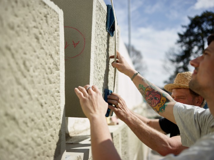 VON DACH Muri Kirchenmauer CF017348