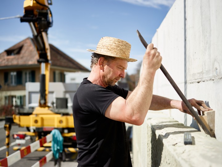 4 vonDach Muri Kirchenmauer CF017323