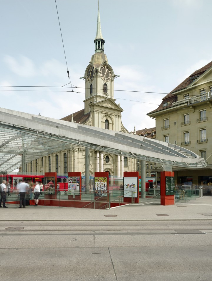 Bahnhofplatz CF020330