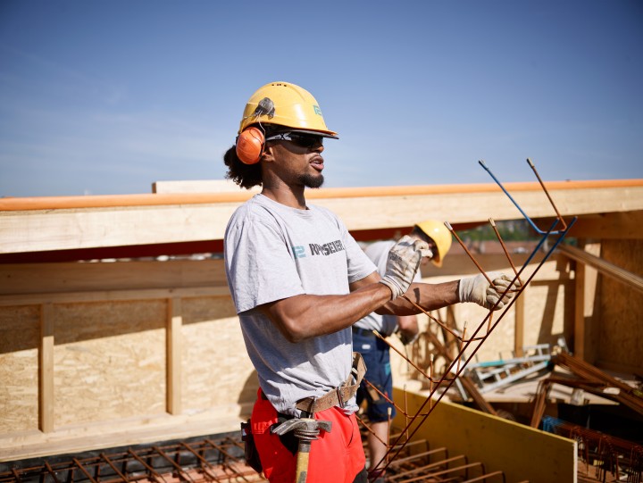 SANIERUNG UMBAUTEN Metropol CF021034