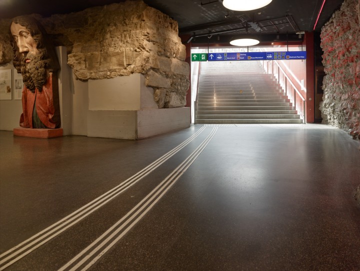 Bahnhofplatz CF020221