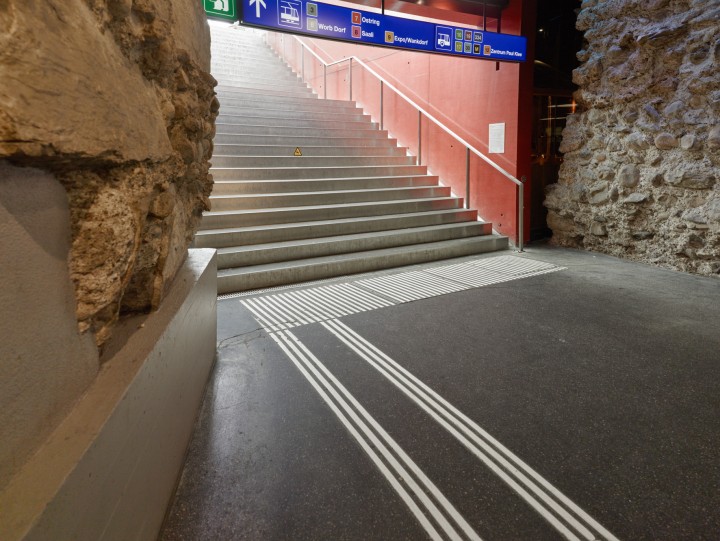 Bahnhofplatz CF020245