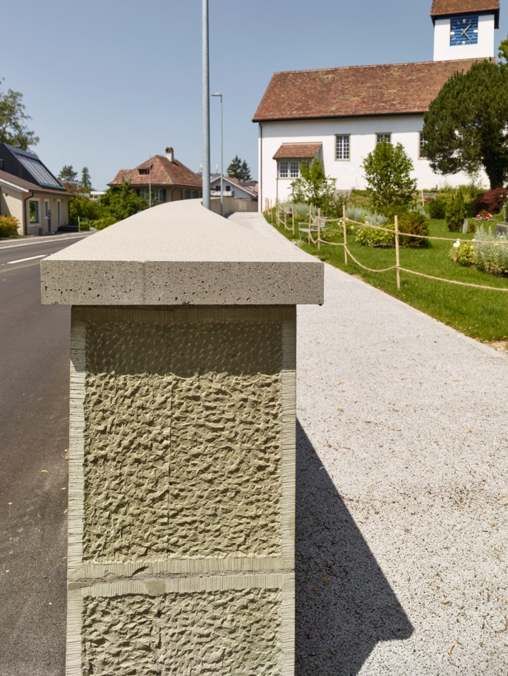 Kirchenmauer Muri CF021542