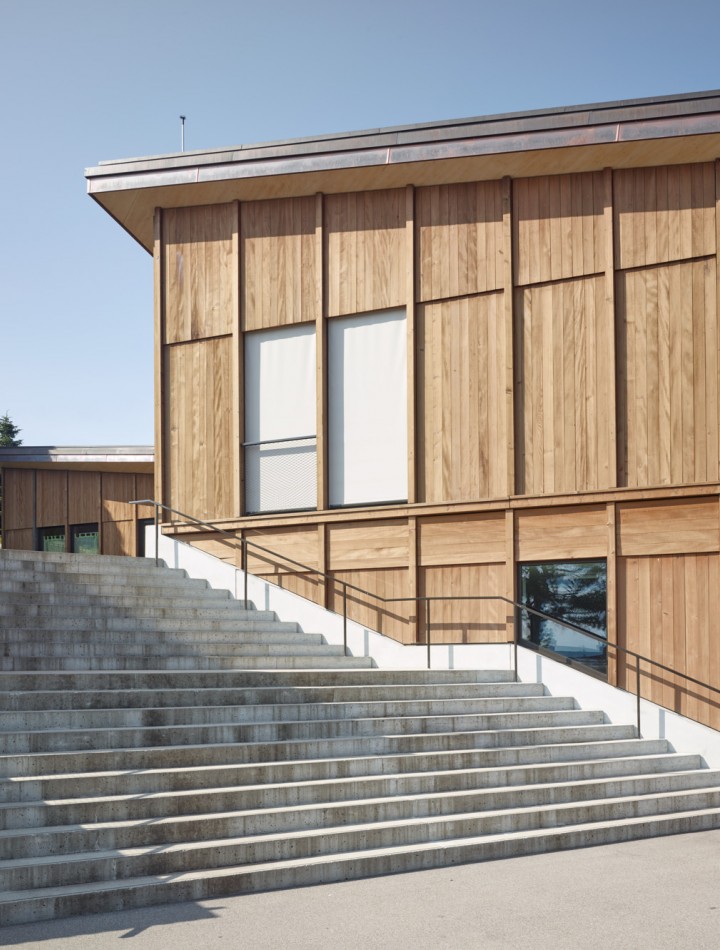 Schulhaus Port CF021599 v2