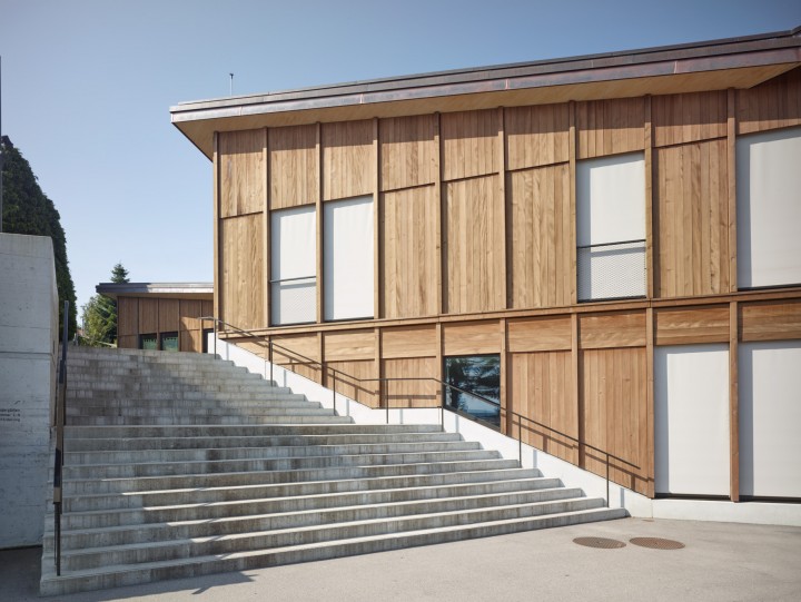 Schulhaus Port CF021599 v2