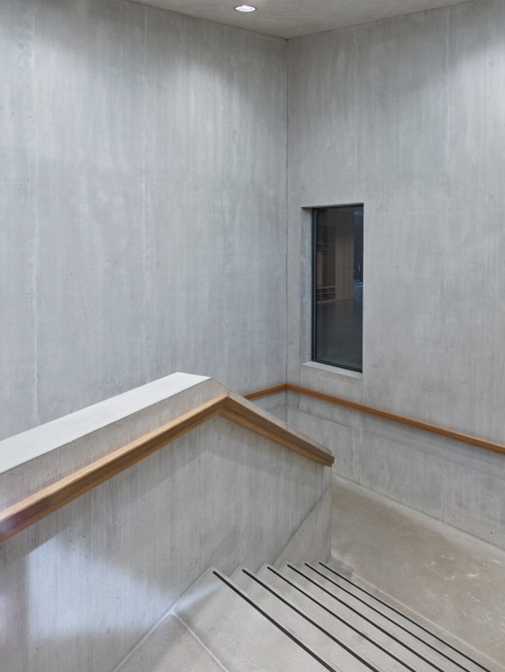 Schulhaus Port CF021709