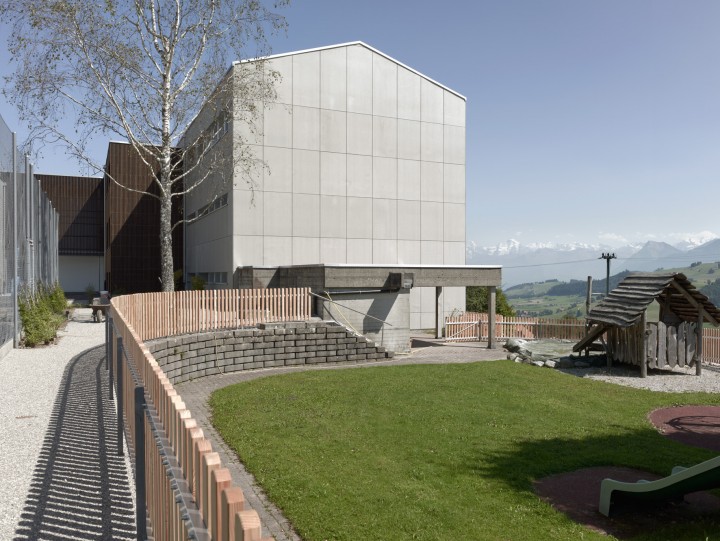 Schulhaus Rueeggisberg 004