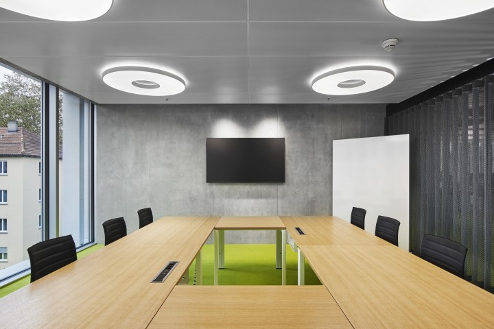 LO CSL 2020 8507945 min