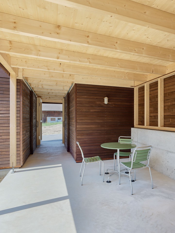 MJ2 Cor 230607 ARC002