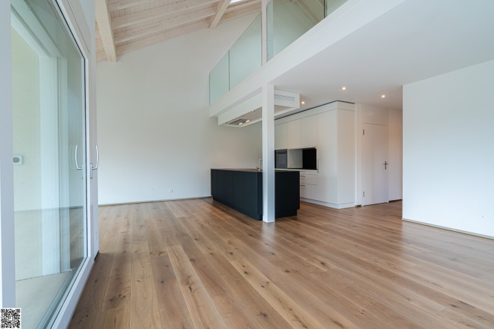 NB2101 WENG Wohnzimmer Parkett 03351