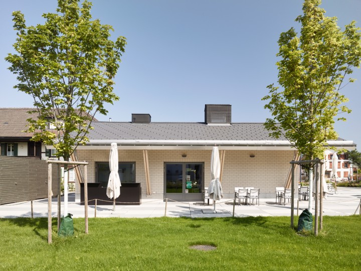 Bistro Toronto CF021637