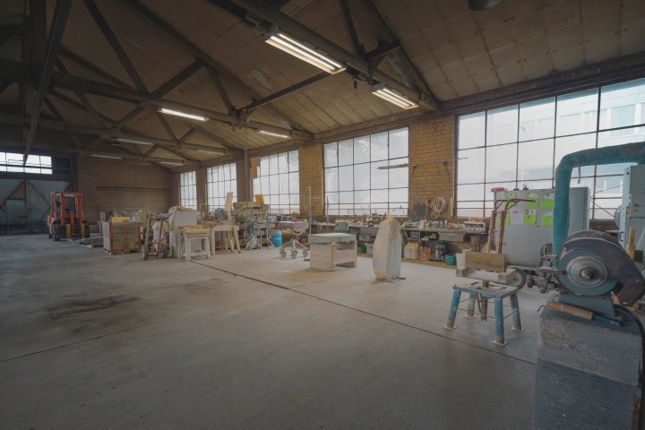 c26113db 6eca 4fb9 af2e 5d374e8b137b